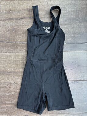 Set active shortysuit